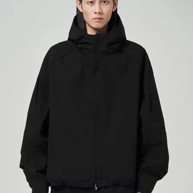 준지 후드 쉘파카 [46]