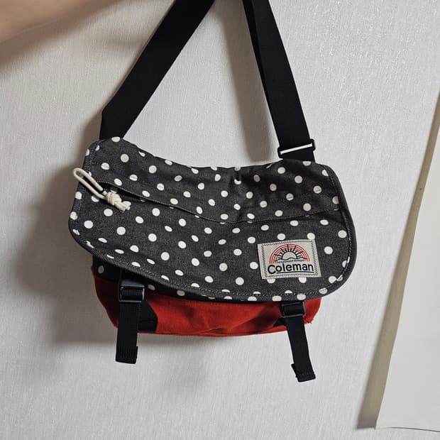 💥오늘만할인💥일본 콜맨 데님 도트 땡땡이 크로스백/모리걸