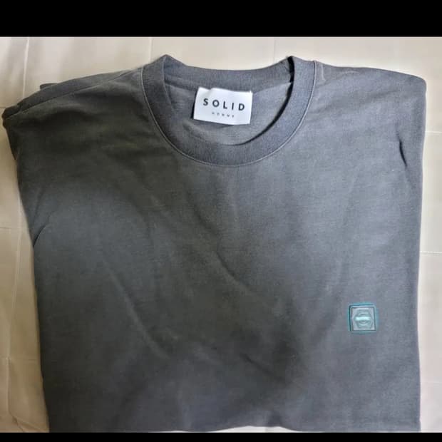 솔리드옴므 나비 반팔 티셔츠 52사이즈