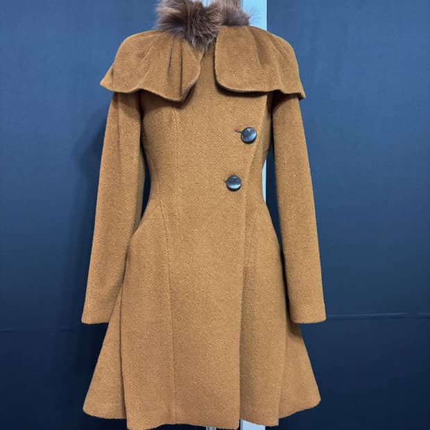 새제품ㅡ 에고이스트 셔링 케이프 코트 55