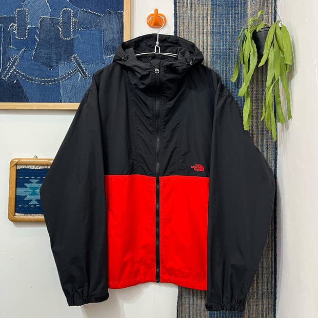 The North Face Windbreaker Hooded Zip-Up