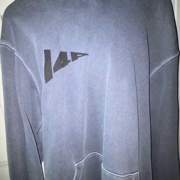 아이사피 I4P 후드티 