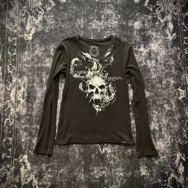 “Midas” 00s Skull Black Long Sleeve