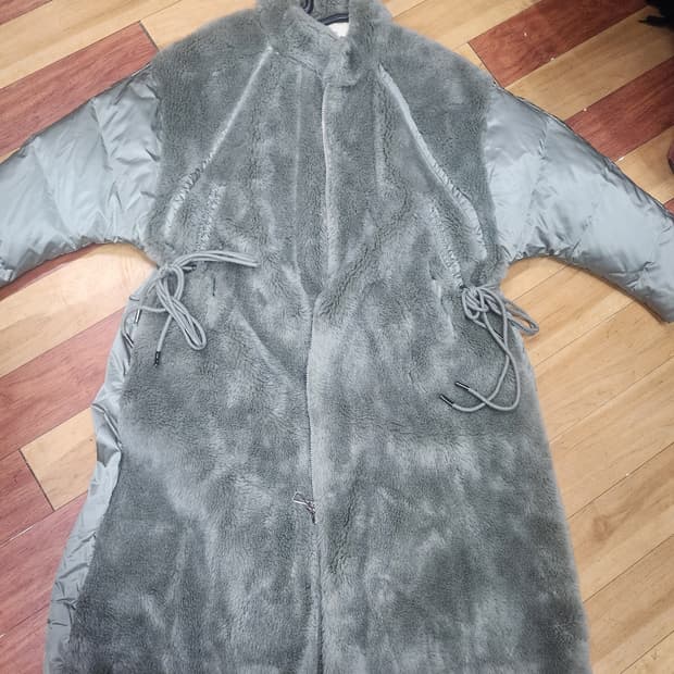 르꼬르망덕다운롱패딩