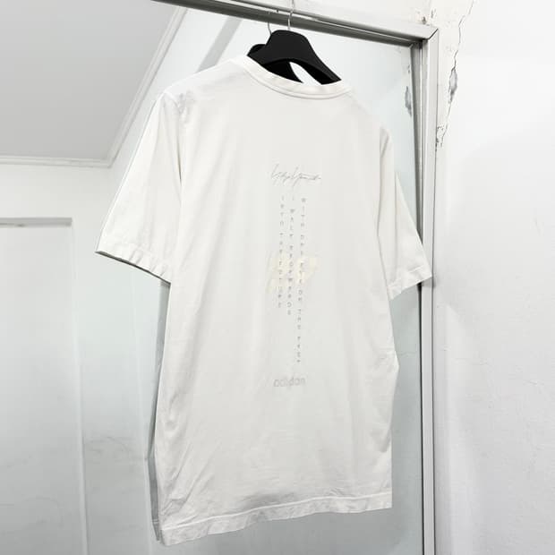 Y-3 요지 야마모토 커메머레이티브 반팔 티셔츠