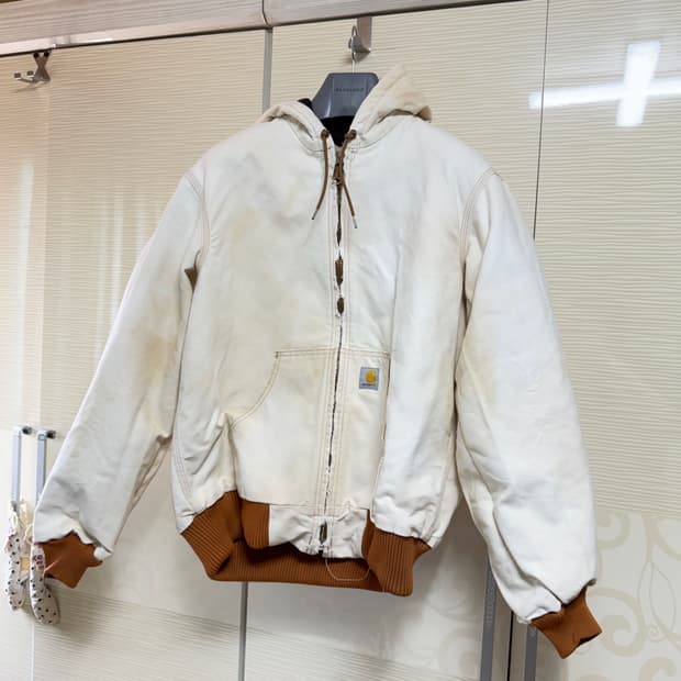 *소품용* 칼하트 J130 M사이즈, 옷으로는 못입습니다