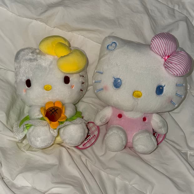 산리오 헬로키티 해바라기 키티 진주 가방 키티 중형인형 새상품