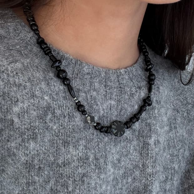 블랙 보헤미안 원석 목걸이