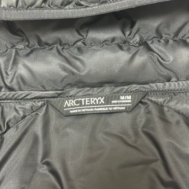 아크테릭스 세륨 후디 블랙