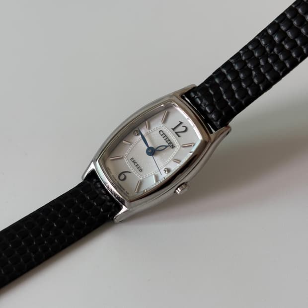 2000s Exceed Silver Tank Ladies Quartz 