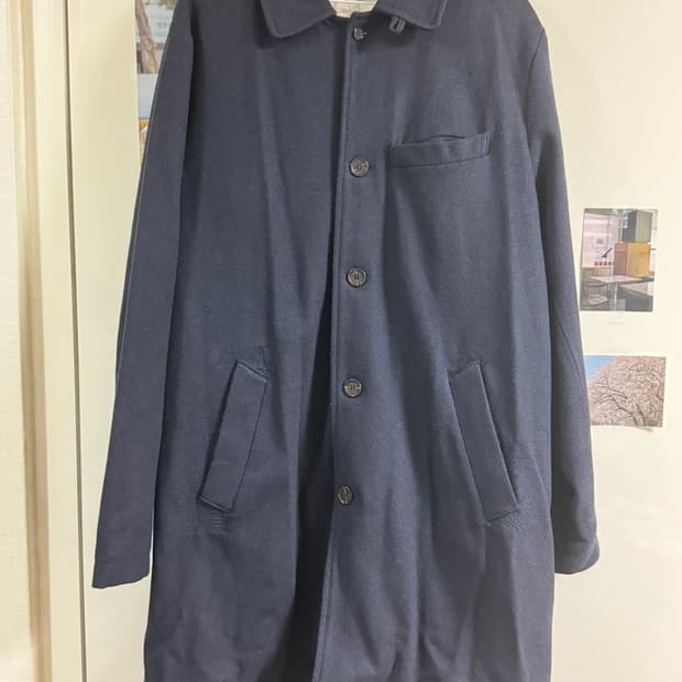 유니버셜웍스 네이비 코트