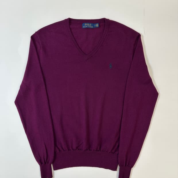 폴로 랄프로렌 브이넥 메리노울 니트 (플럼)