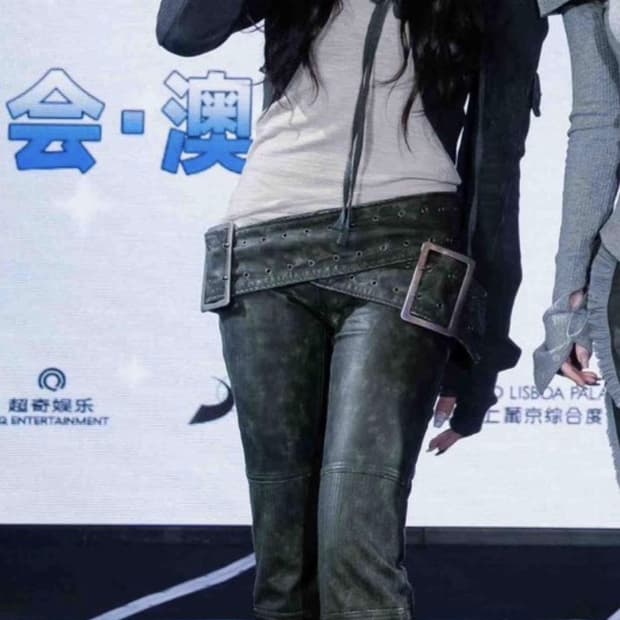 (뉴진스민지 착용) 제이디드 런던 레더 부츠컷 진 25사이즈