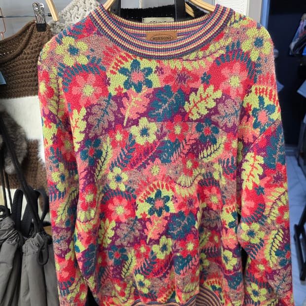 미쏘니 빈티지 플라워 니트