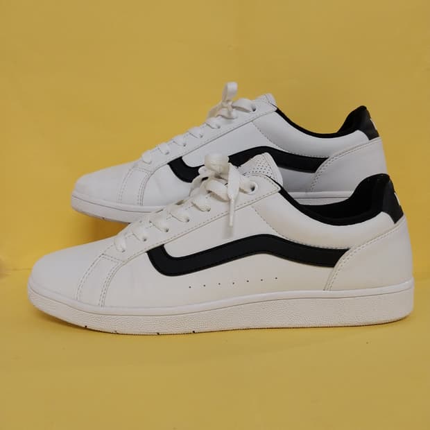 남성 반스 서피스 화이트블랙 운동화 (280)