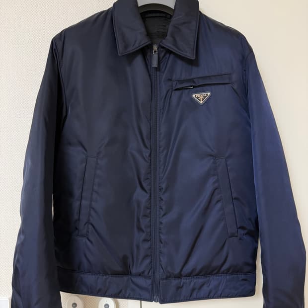 프라다 리나일론 패딩 자켓