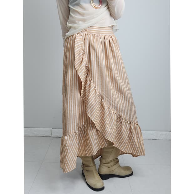 러플 스트라이프 롱 스커트