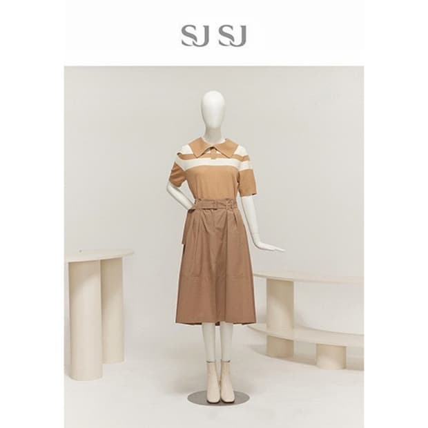 SJSJ 스트라이프 배색 빅카라 반팔 니트
