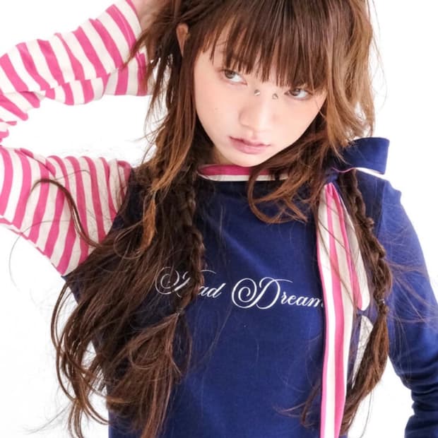 샵페어리 스카프 스트라이프 터틀넥 티셔츠  