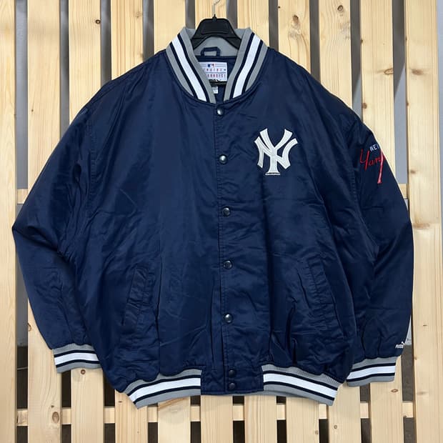 (XL) 머천다이즈 퓨마x양키스 스타디움 바시티 자켓