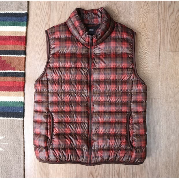 일본판 유니클로 경량 다운 패딩 베스트

사용감 없는 신품급 