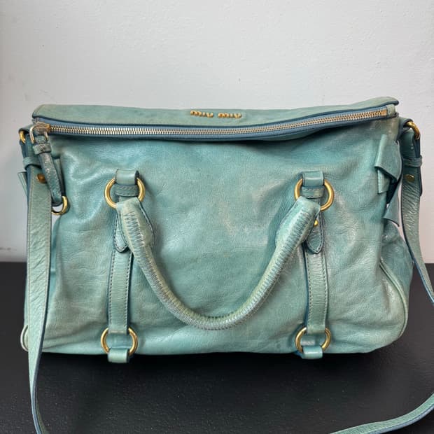 미우미우 비텔로 럭스 사첼 2way백(정품)