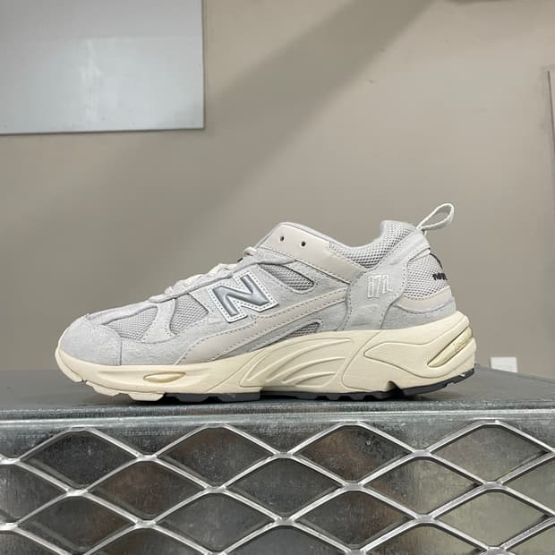 뉴발란스 878 라이트그레이 260