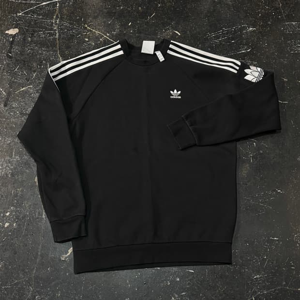 아디다스 맨투맨