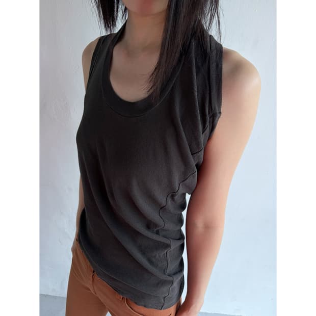 no 165. Yohji yamamoto unbal sleeveless