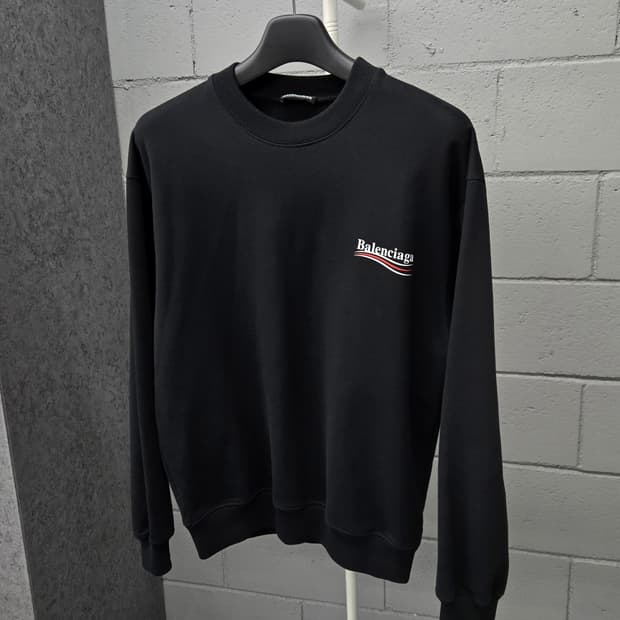 백화점판 / 발렌시아가 웨이브로고 맨투맨 L