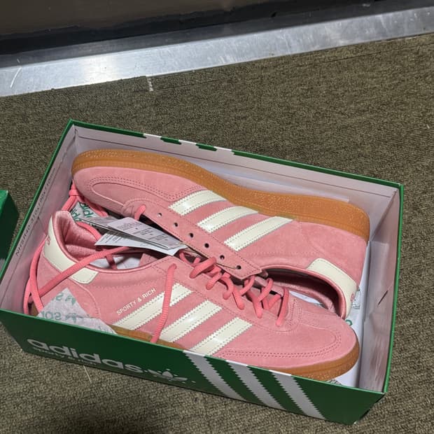 아디다스 x 스포티 앤 리치 275