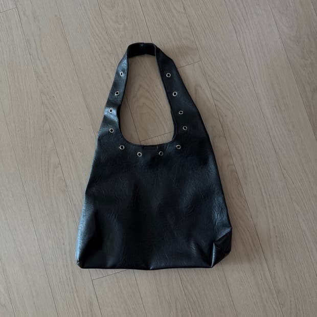 Coferry 아일렛가방 