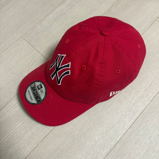 비이커 X 뉴에라 New York Yankees Beaker Cap