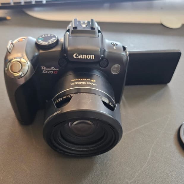 캐논 파워샷 디카 PowerShot SX20 IS 달 찍히는 파워줌