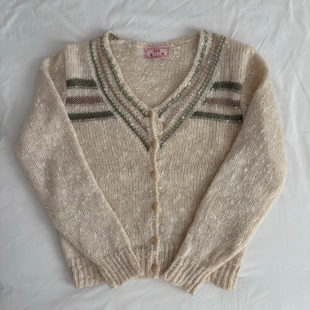 ivory cardigan 아이보리 가디건