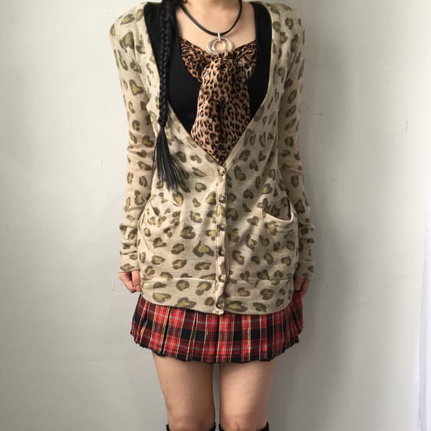 Leopard pattern knit cardigan