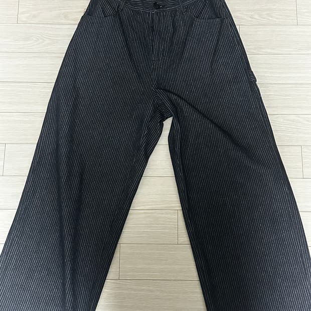 Helm 스트라이프 데님