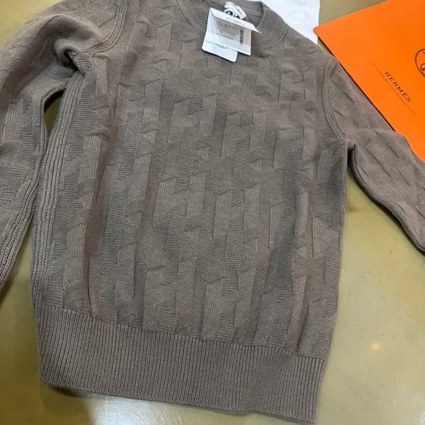 (새제품) 에르메스h아워 니트 스웨터 34