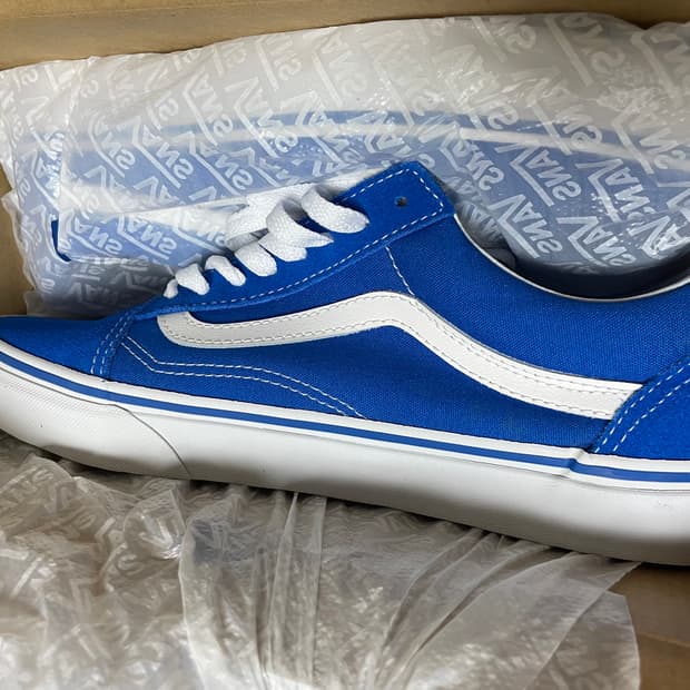 올드스쿨 임페리얼블루