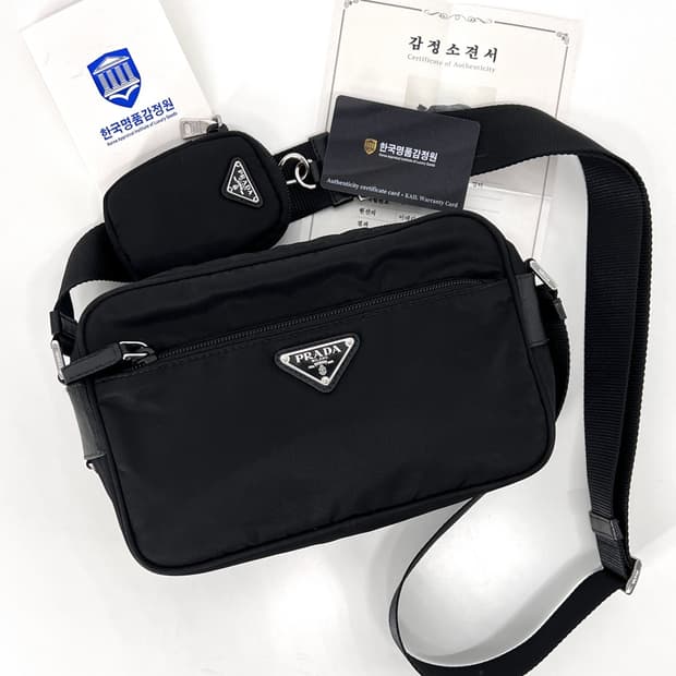 [감정완료] 프라다 리나일론 포켓 크로스백 블랙 (1BC167)