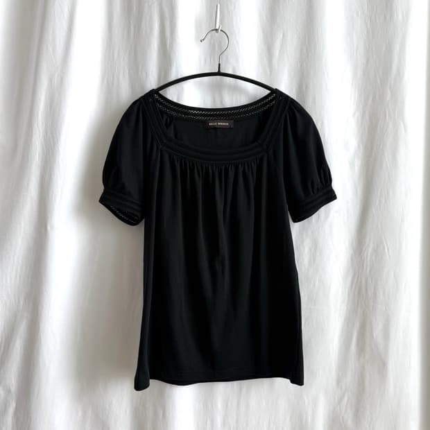스퀘어 셔링 티 Square Shirring Tee ⠀