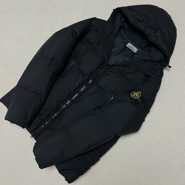 스톤아일랜드 크링클랩스 패딩 L 블랙 정품