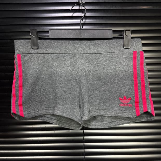아디다스 삼선 핫팬츠 숏츠 반바지 차콜 핑크 xs 갸루 로리걸 고스 펑크