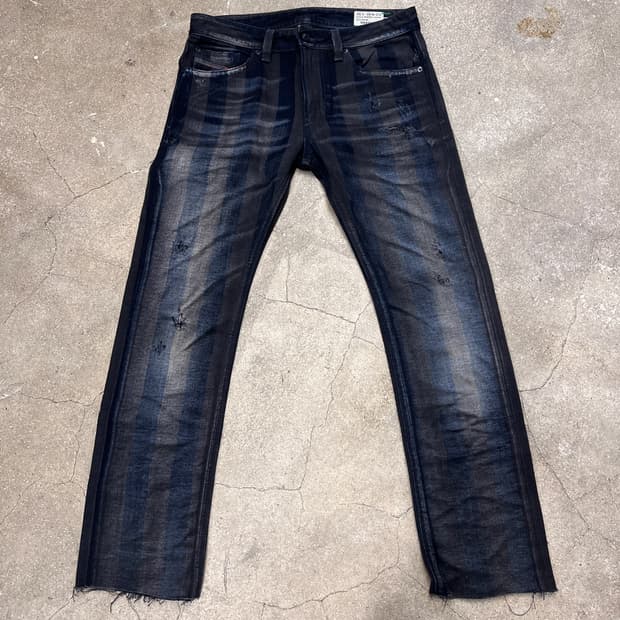 디젤 THAVAR wash 0884E 스키니 데님