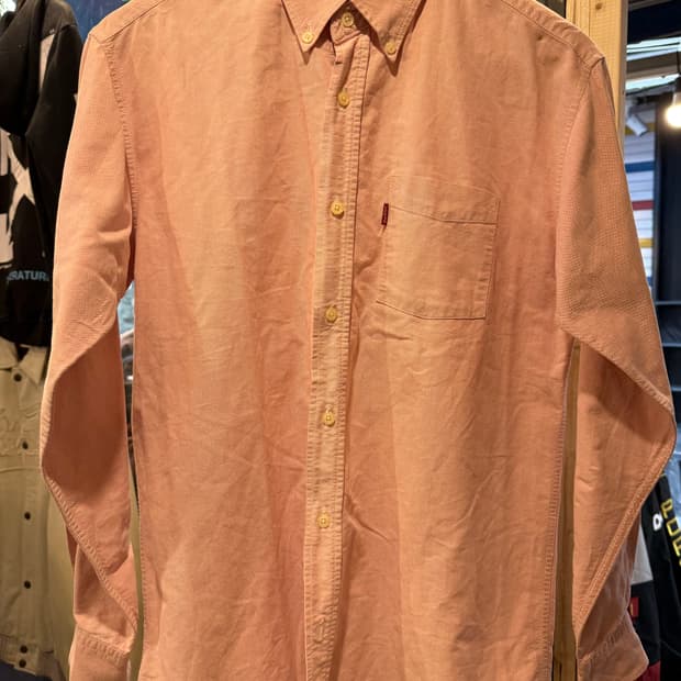 리바이스 핑크 셔츠