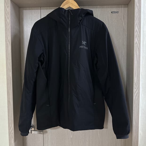 아크테릭스 아톰 lt 후디 M