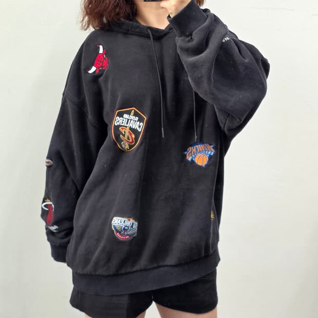 [프립]L/NBA 패치 후드티 블랙