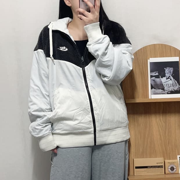 [정품] 나이키 화이트 브라운 리버시블 바막 후리스 [ L ]