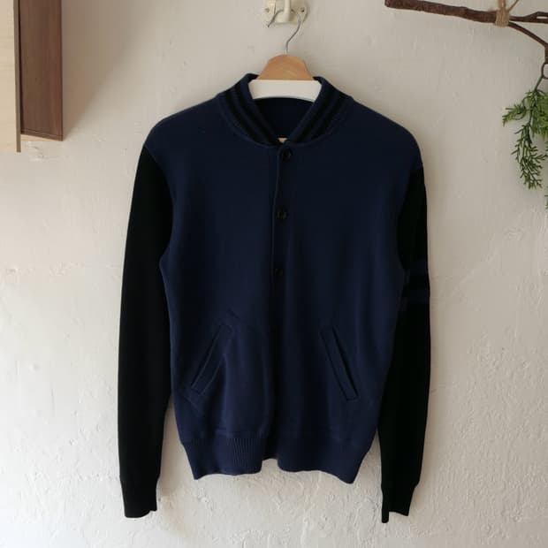 엔 할리우드 블루종 가디건