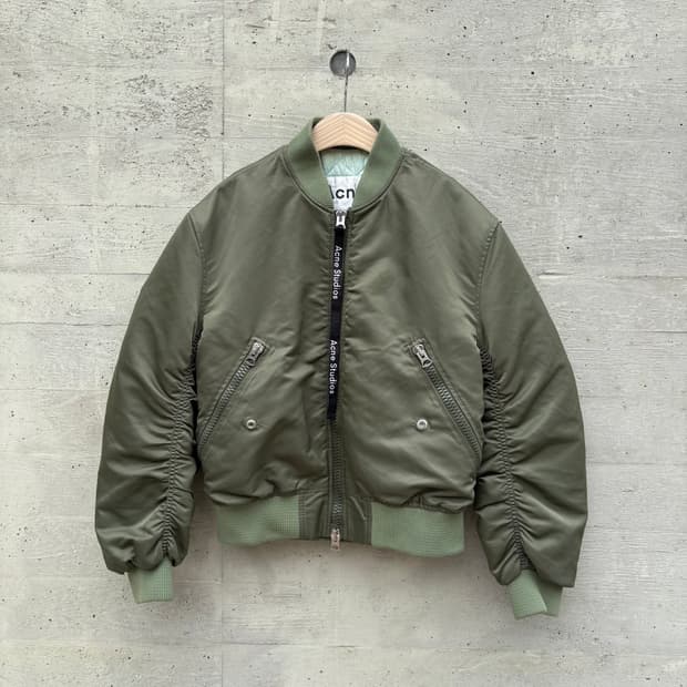 AW17 아크네스튜디오 밀리터리 그린 클레아 봄버 자켓